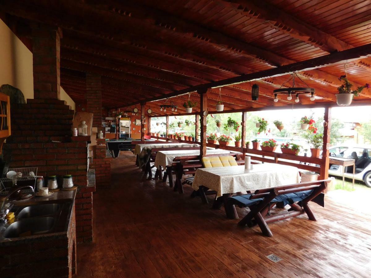 Pensiunea Casa Domnitei Baia de Fier Ngoại thất bức ảnh