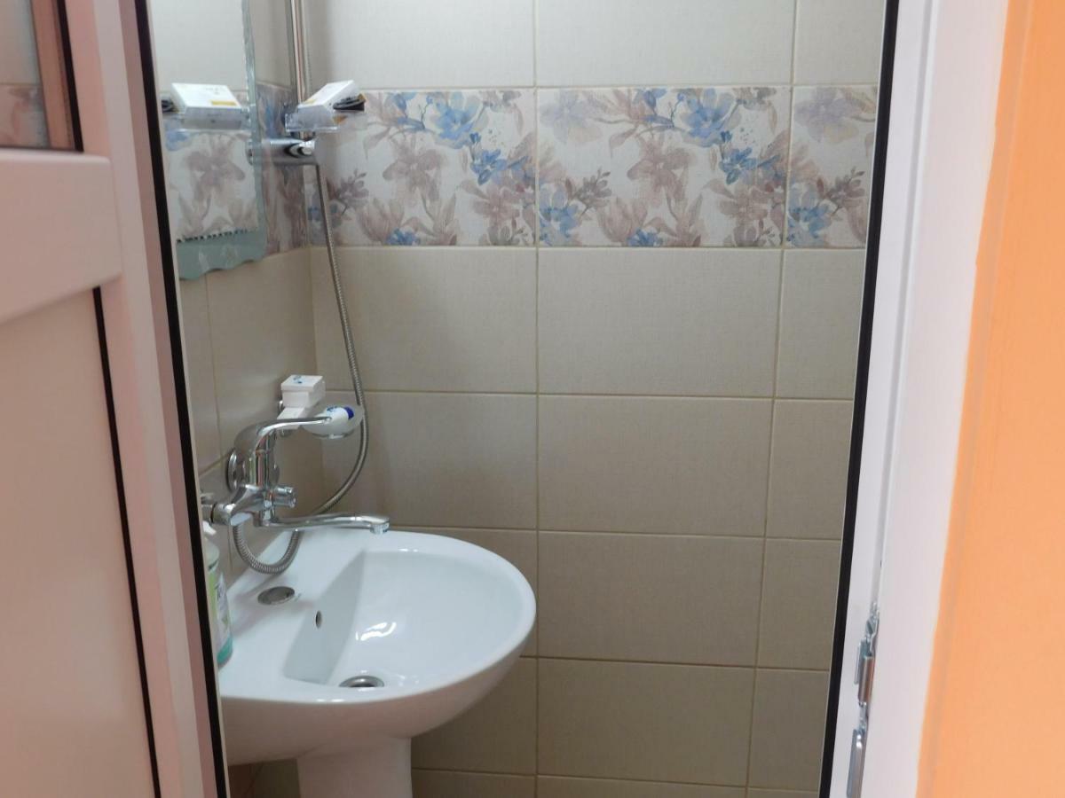Pensiunea Casa Domnitei Baia de Fier Ngoại thất bức ảnh